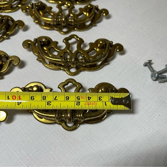 Vintage Draw Pull Handle made in Canada. Set of 8 small and 1 large. 16 screws - Picture 6 of 8
